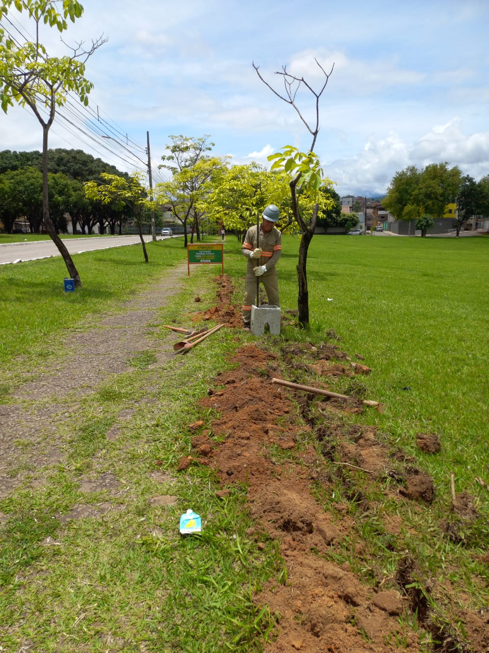 INSTALACAO-DE-POSTES